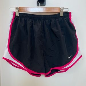 Nike running short